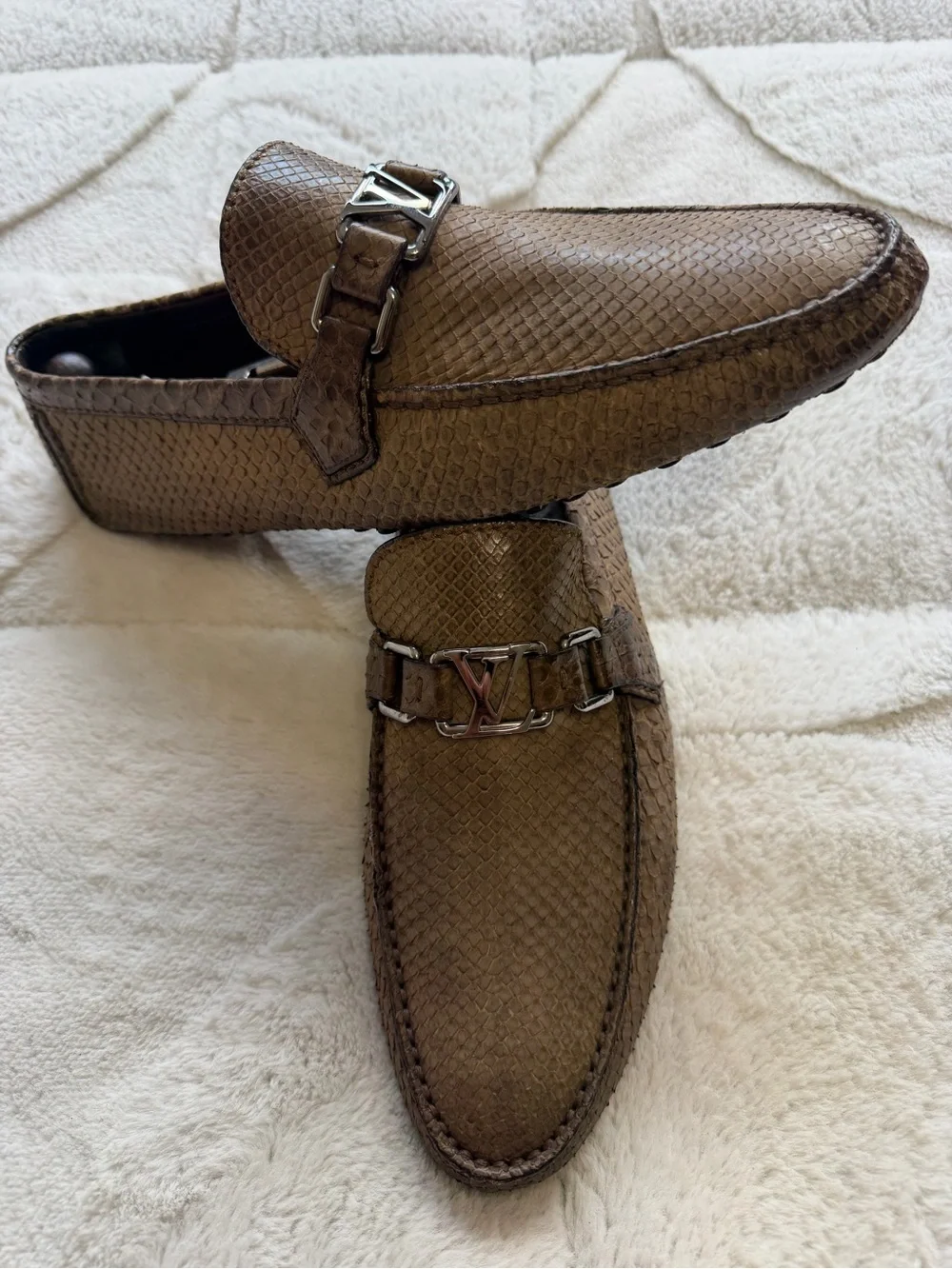 $1,995 Louis Vuitton Genuine Exotic Python Snake Skin Silver Buckle Loafers 8.5